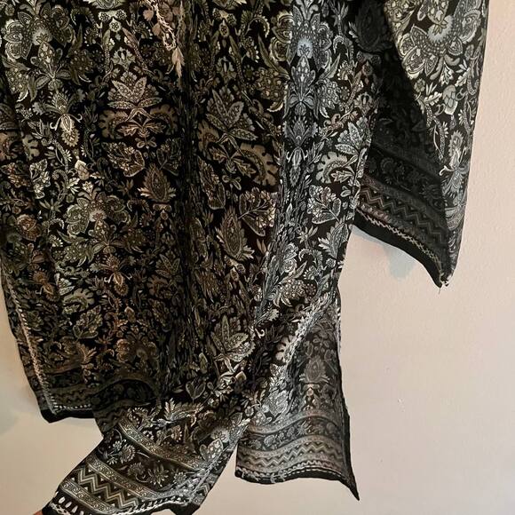 Sevya Handmade Silk Tunic Womens Size Small Black and Grey Embroidered Top - Picture 12 of 12